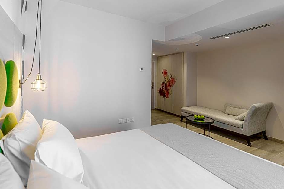 Vangelis Hotel & Suites