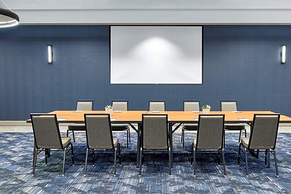 Courtyard by Marriott Detroit Downtown