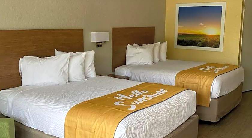 Days Inn by Wyndham Apopka/Orlando