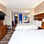 Holiday Inn Express Hotel & Suites Warrenton By IHG