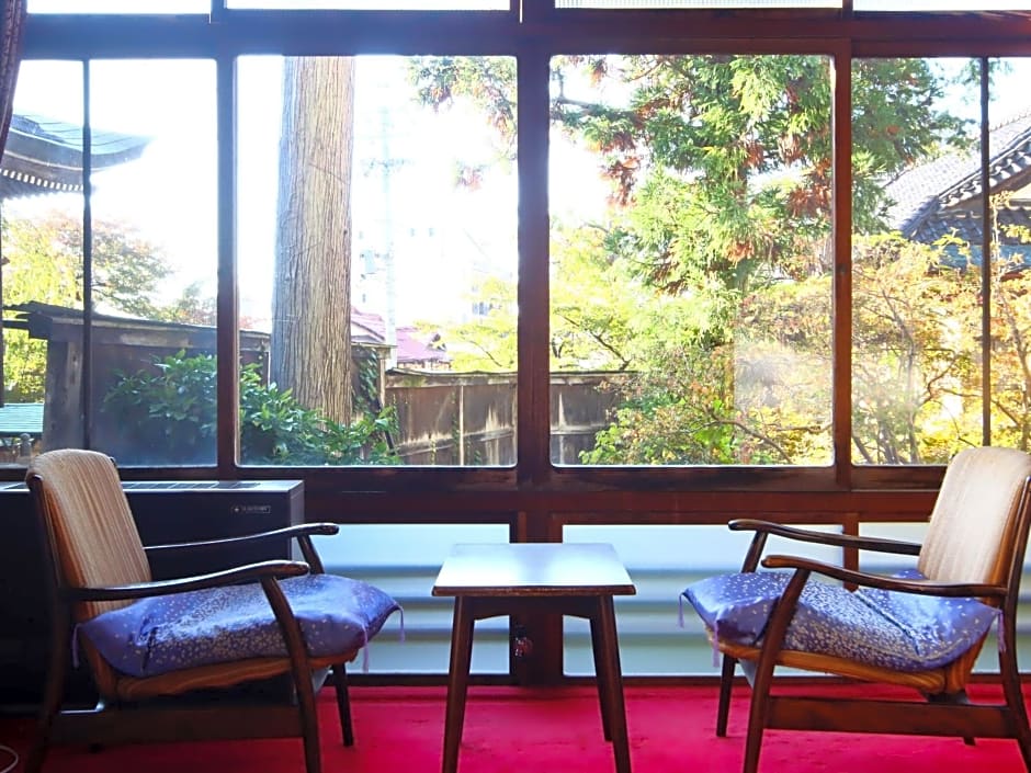 Maruka Ryokan