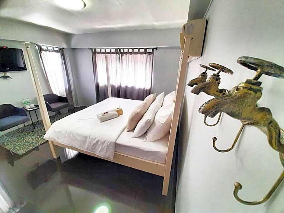 The Royal Chiangkhan Boutique Hotel