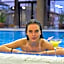 Royal Bansko - Family Apart Hotel With All Inclusive Light or HB&Drinks and Hot Pool & Jacuzzis