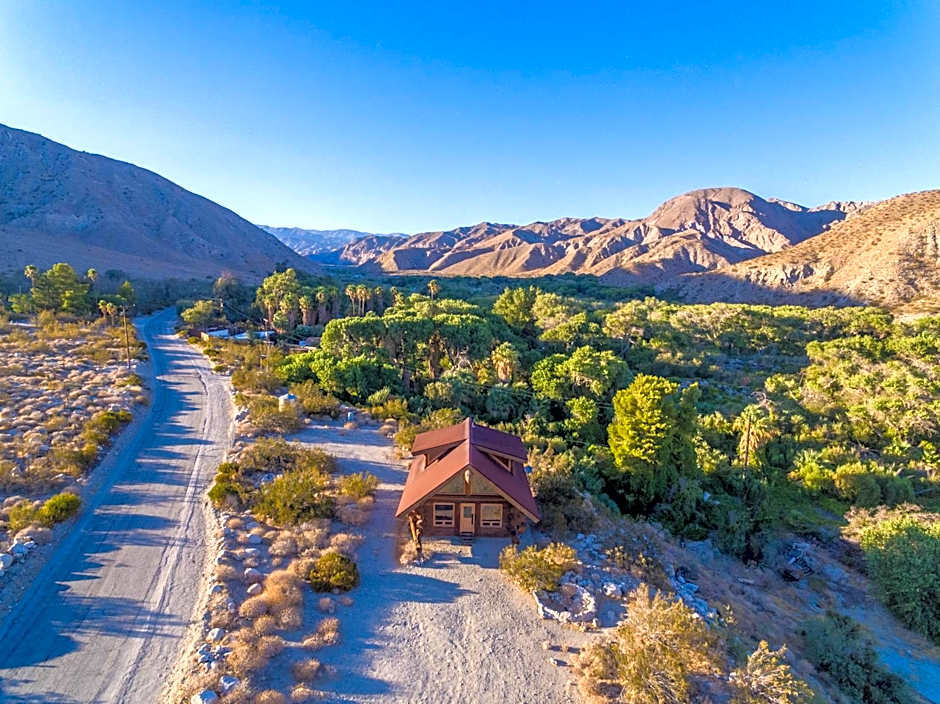 Whitewater Cabin - historic A Frame desert retreat