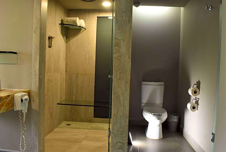 Ramada by Wyndham Mexico City Santa Fe