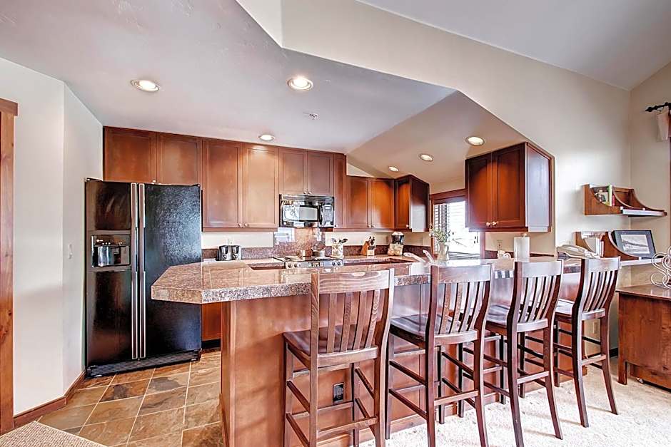 Main Street Junction