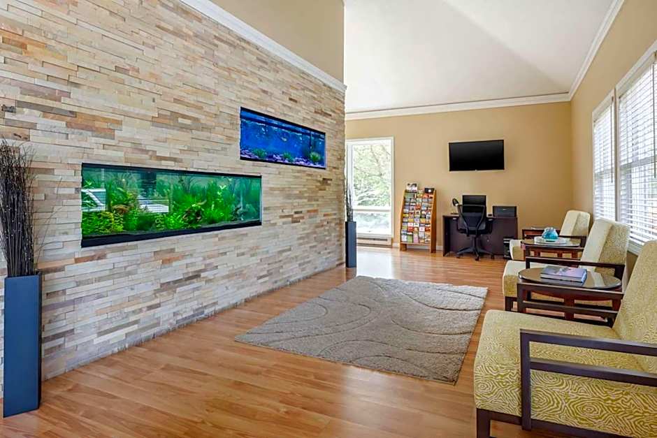 Ogunquit River Inn & Suites