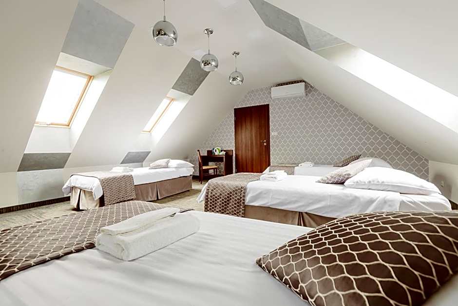 Hotel Fero Express POKOJE KLIMATYZOWANE AC