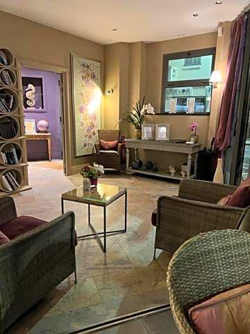 La Place Boutique Hotel