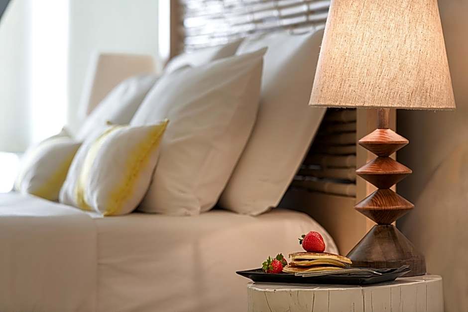 Mythical Blue Luxury Suites