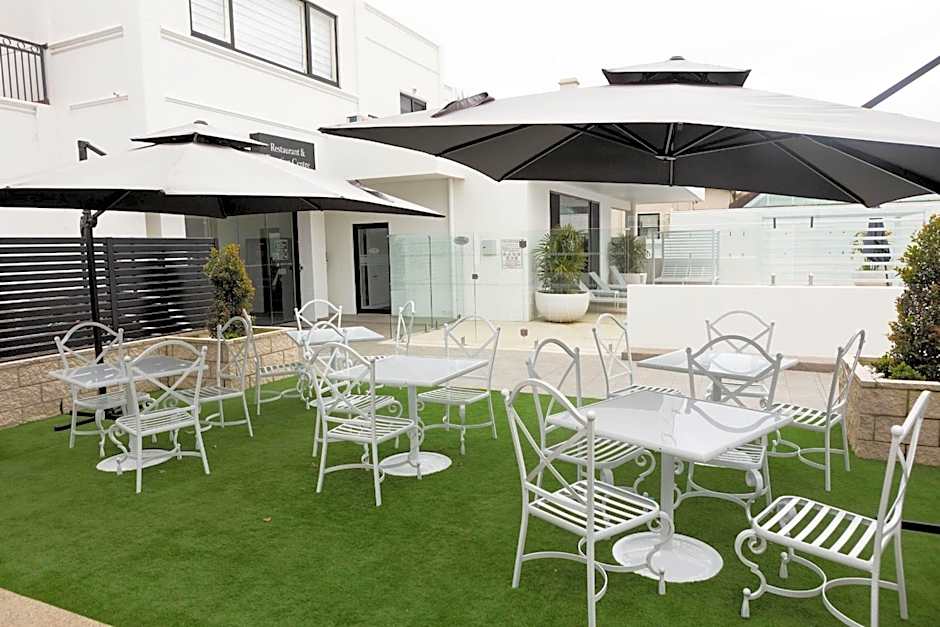 The Carrington Hotel