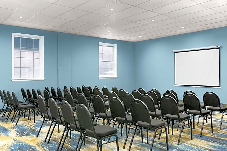 Days Inn by Wyndham Saint John