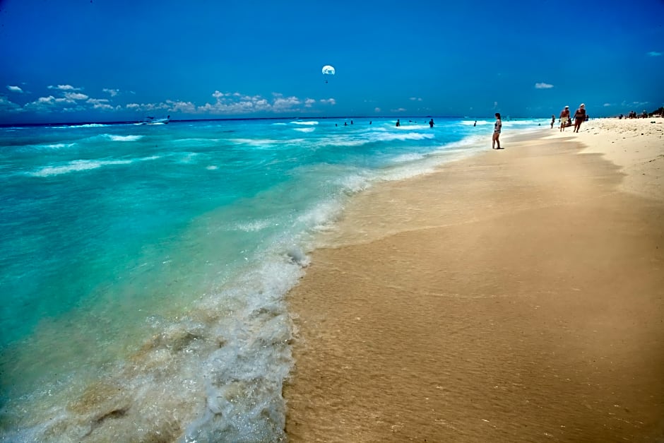 Viva Azteca by Wyndham, A Trademark All Inclusive Resort