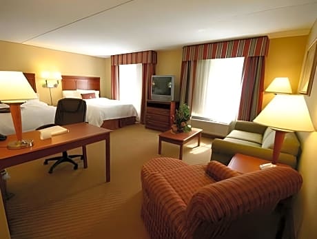 Queen Room - Non-Smoking