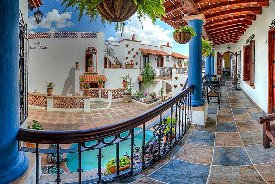 Hotel Santa Paula