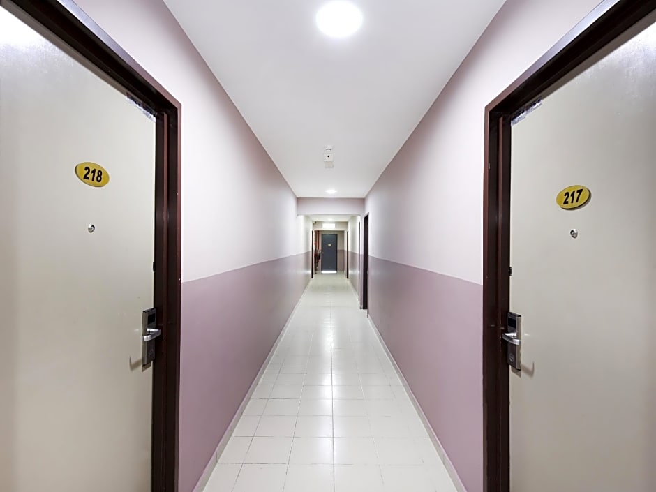 OYO 816 Hotel De Kiara