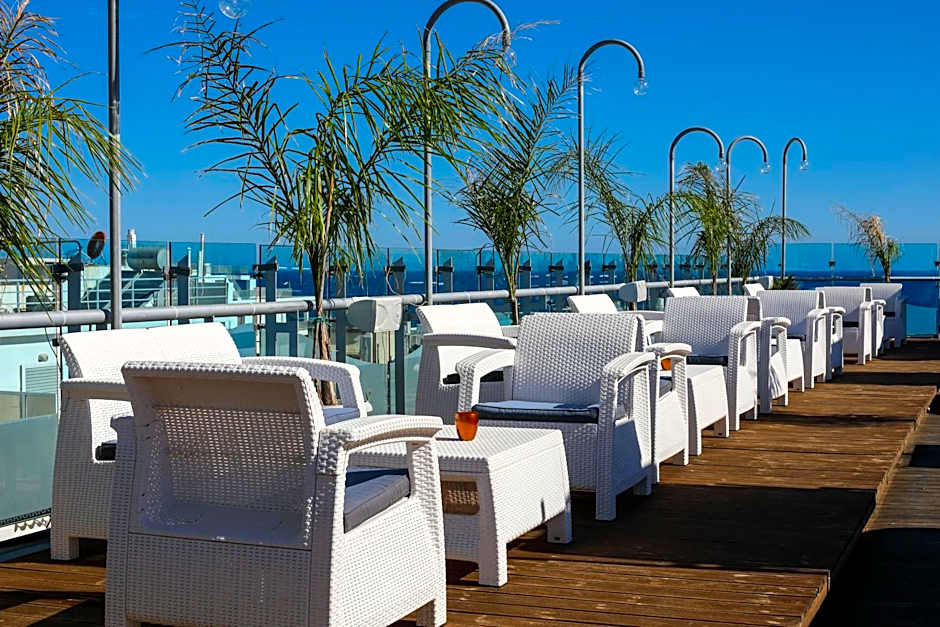 Capsis Astoria Hotel