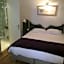 Hotel Suites Unic Renoir Saint-Germain