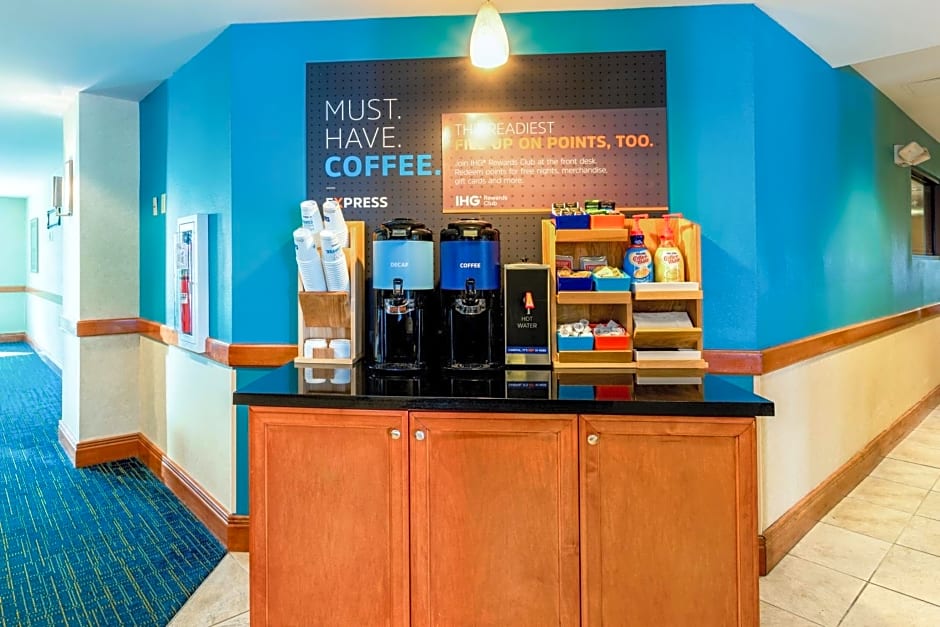 Holiday Inn Express & Suites Bradenton East-Lakewood Ranch By IHG