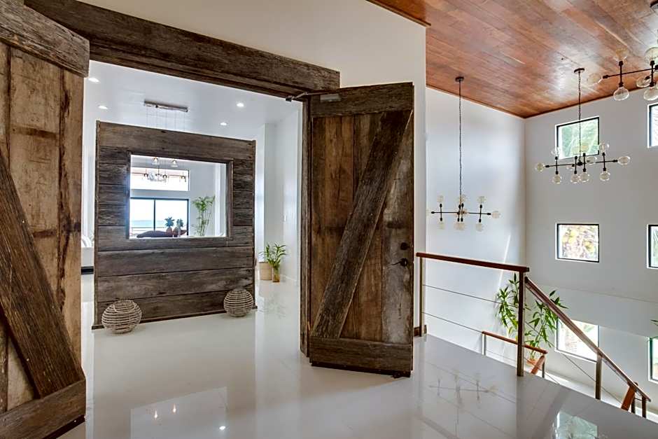 The Ellysian Boutique Hotel