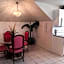 The Cozy Inn
