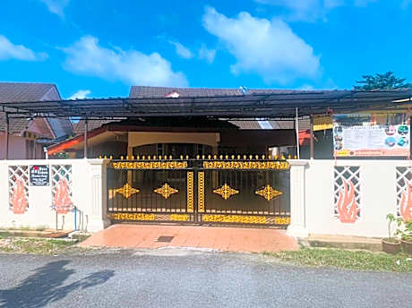 Dyza Ainun Homestay di GONG BADAK (MUSLIM ONLY)