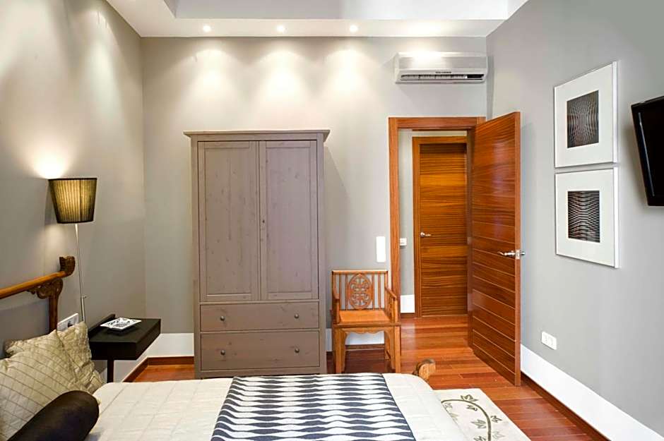 You Stylish City Center Apartments