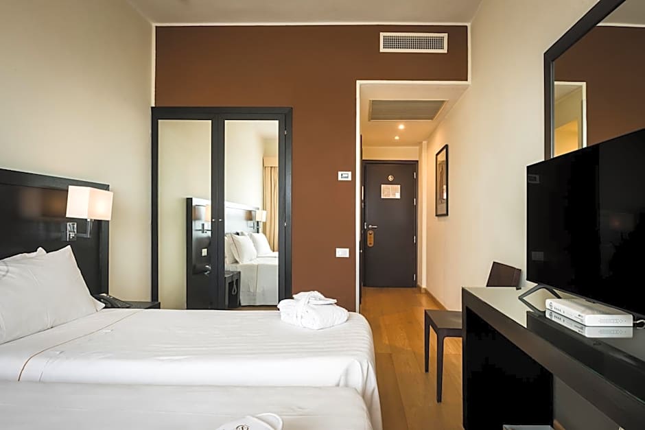 Sardegna Hotel - Suites & Restaurant