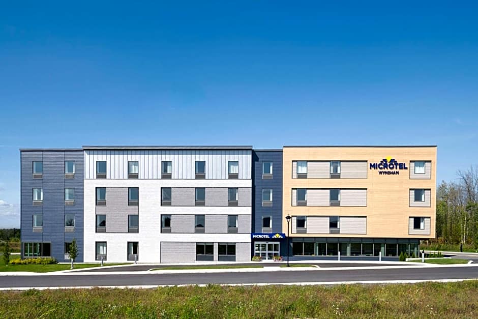 Microtel Inn & Suites by Wyndham Lachute