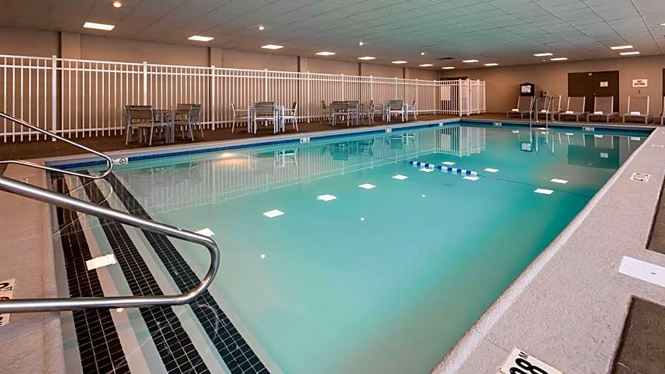 Best Western Premier Airport/Expo Center Hotel