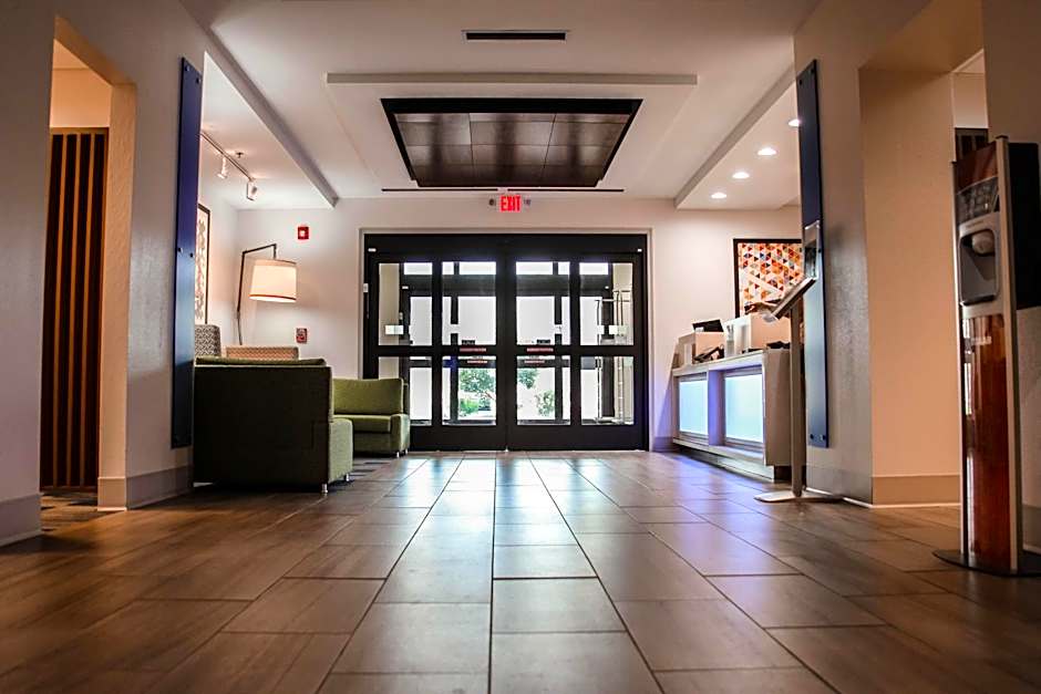 Holiday Inn Express Hotel & Suites Athens By IHG