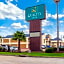 Quality Inn Clute Freeport