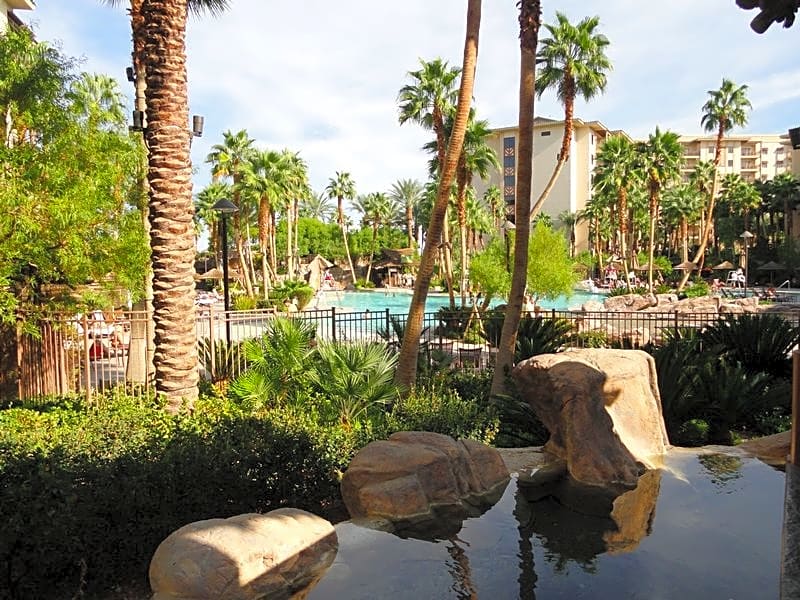 Tahiti Village Resort & Spa