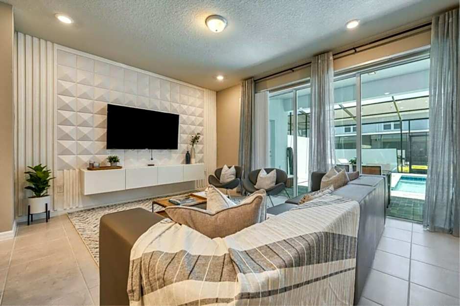 Windsor Island Resort – Davenport, FL