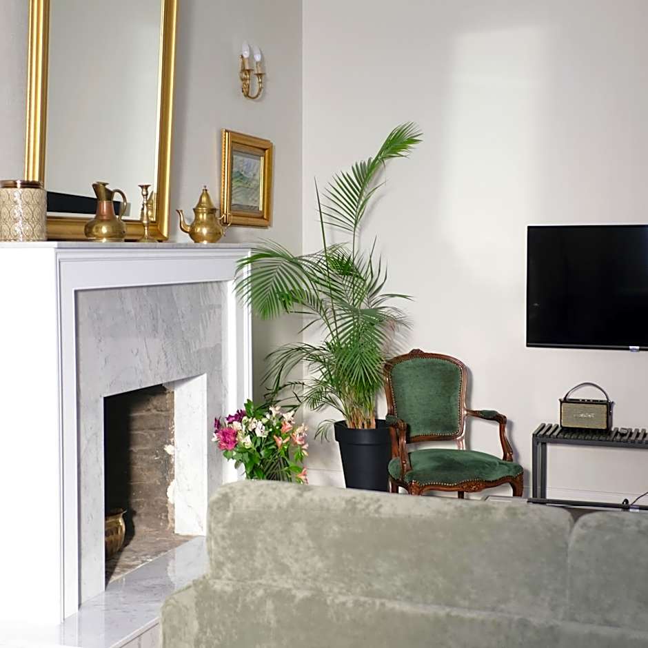 TIFLIS OPERA Aparthotel