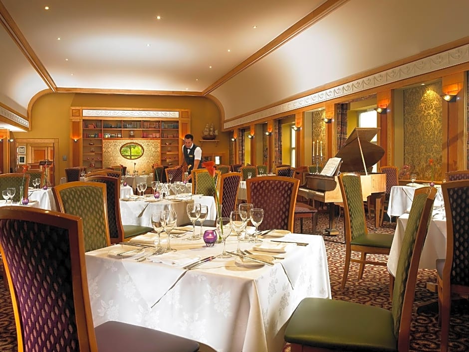 Hotel Westport - Leisure Spa and Conference