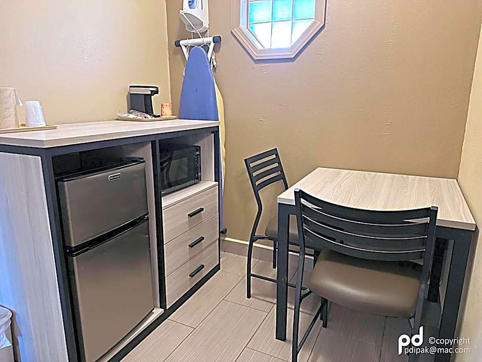 Travel Inn & Suites Flemington