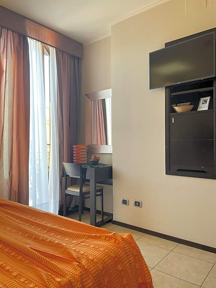 Photo 1 of 21 of 1 Double Bed or 2 Beds, View