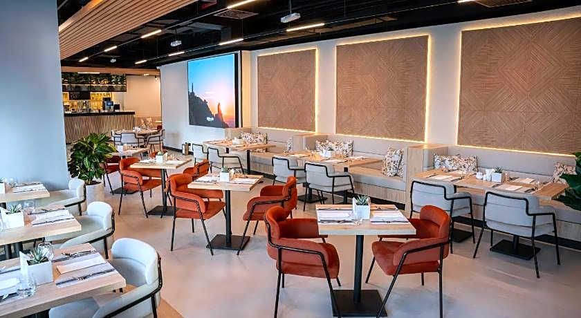 Barcelo Residences Dubai Marina