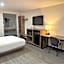 Rodeway Inn & Suites Thousand Palms - Rancho Mirage