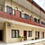 SRB near Mall Ciputra CIbubur Mitra RedDoorz