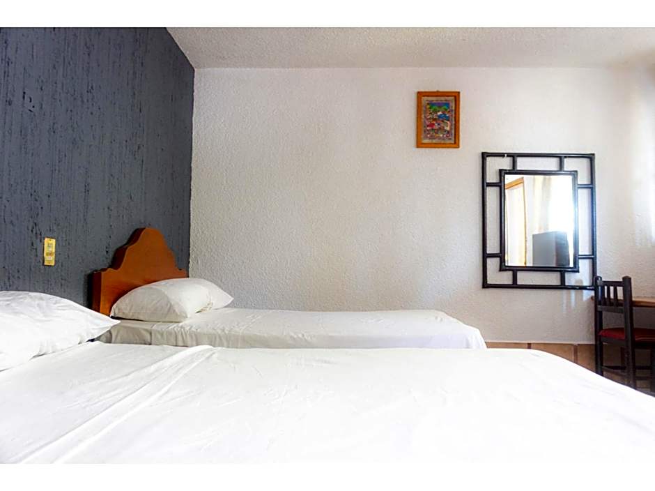 OYO Hotel San Felipe Inn