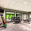 La Quinta Inn & Suites by Wyndham Cincinnati Sharonville