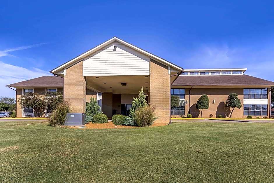 Quality Inn & Suites Stuttgart North