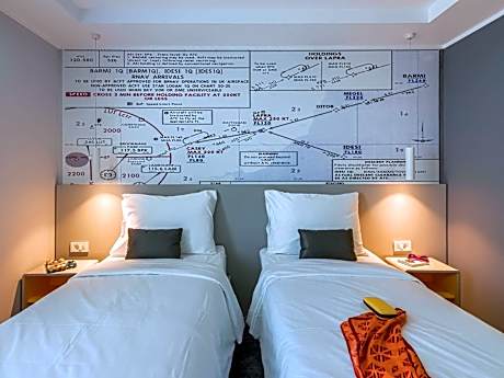 Standard Twin Room