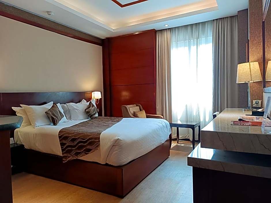 Best Western Plus Pearl Addis