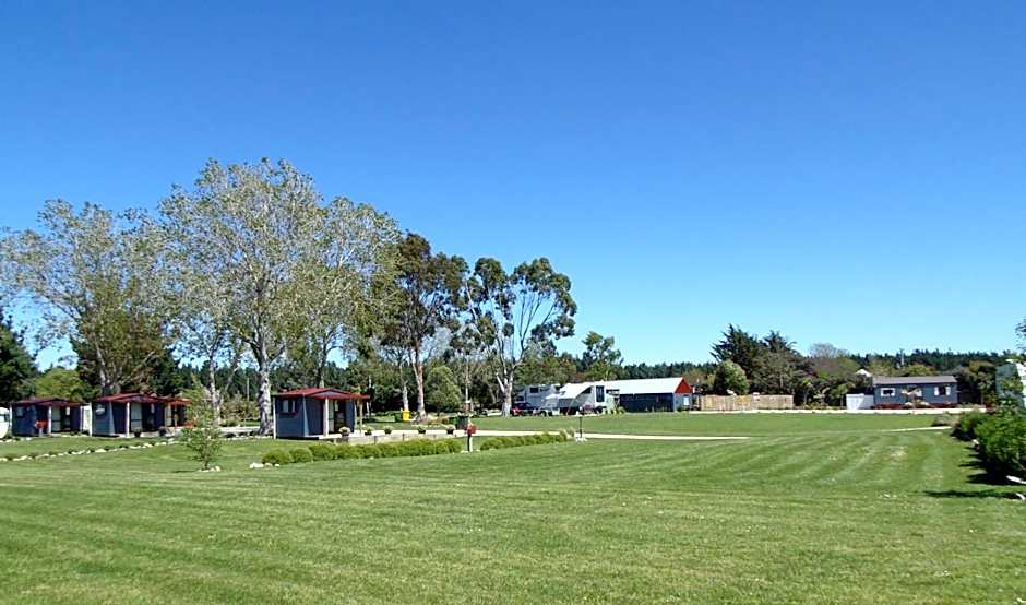 Glenavys Waitaki River Motor Camp