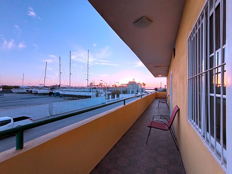 Marina del Sol