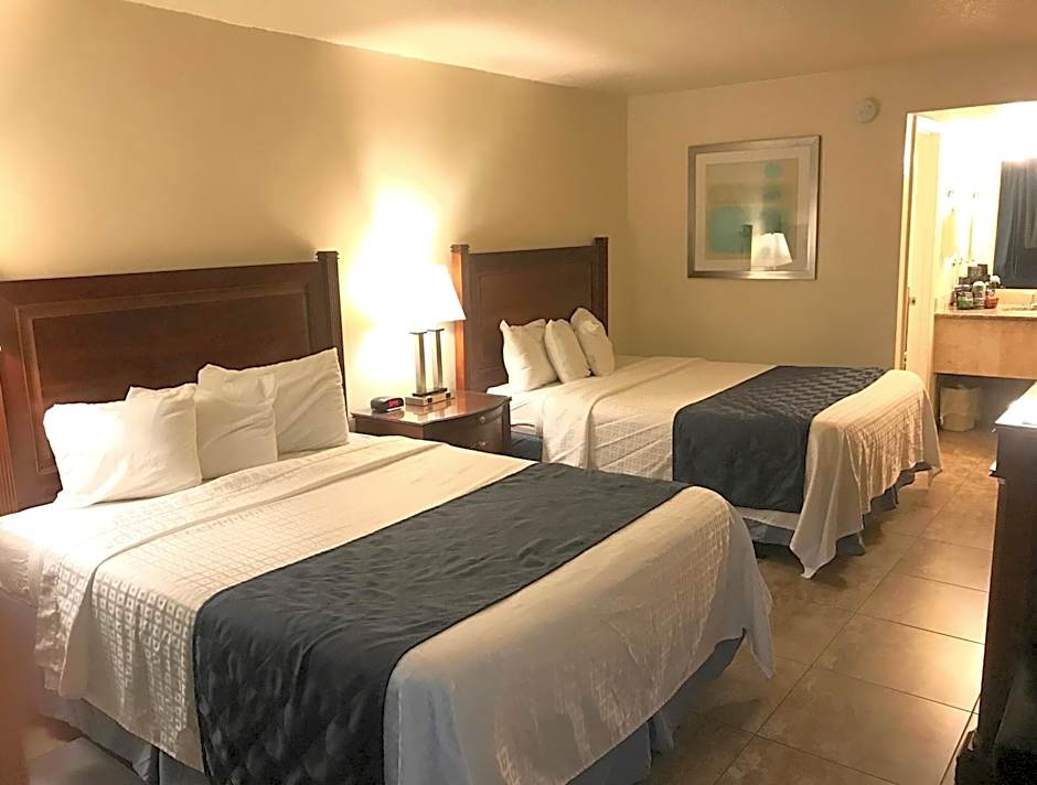 At Home Inn - Fort Pierce