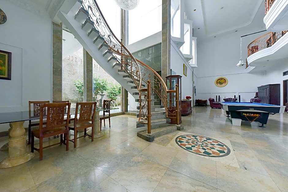 RedDoorz Syariah near Dago Pakar 2